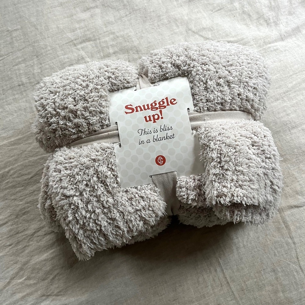 Cozy Comfort Throw